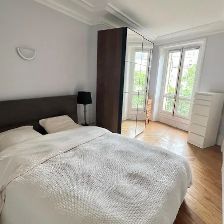 17 Champs-elysees Apartamento *